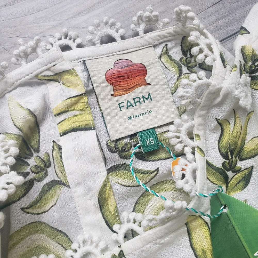 Farm Rio Blouse - Picture 9 of 10